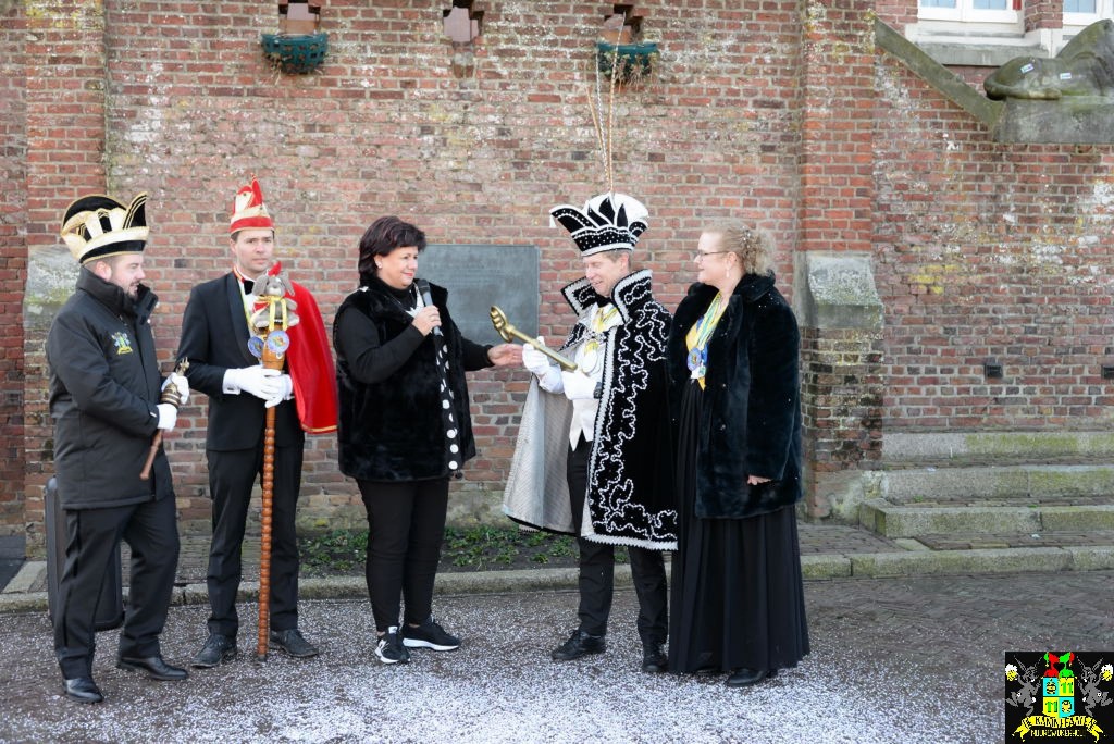 ../Images/Sleuteloverdracht 045.jpg